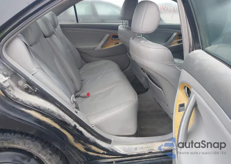 2007 Toyota Camry Xle V6 z USA, uszkodzony, nr VIN 4T1BK46K57U041838